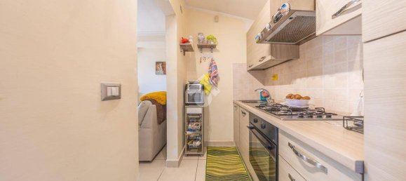 Villa de 2 dormitorios en Rome, Italy No. 198558 32