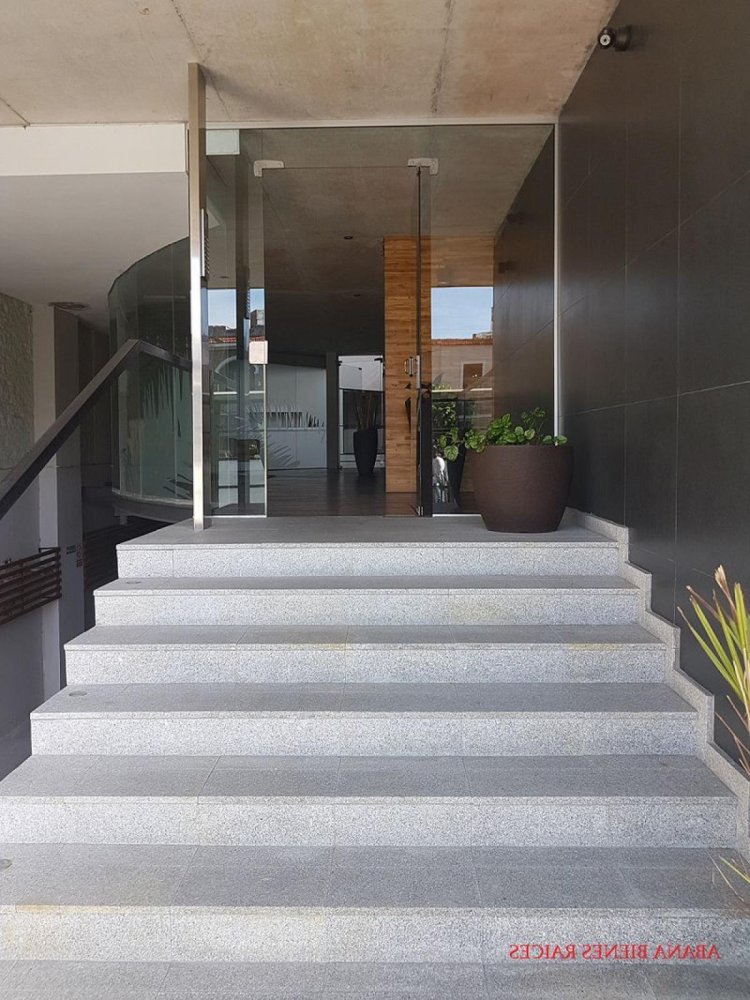 Studio in Montevideo, Uruguay No. 5581