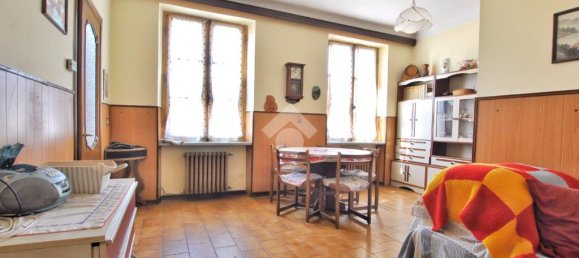 Casa de 4 dormitorios en Borgo d'Ale, Italy No. 57337 6