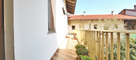 Casa de 4 dormitorios en Borgo d'Ale, Italy No. 57337 16