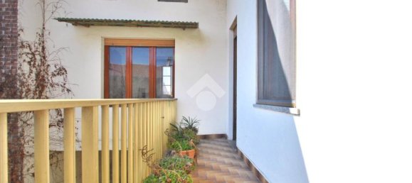 Casa de 4 dormitorios en Borgo d'Ale, Italy No. 57337 17