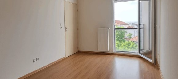 Apartamento de 2 habitaciónes en Rhone, France No. 347681 3