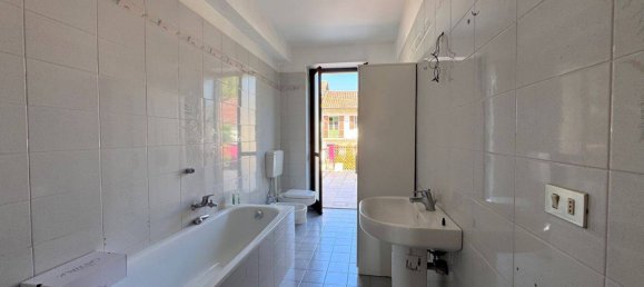 5 rooms Building in Ferrere, Italy No. 346381 19