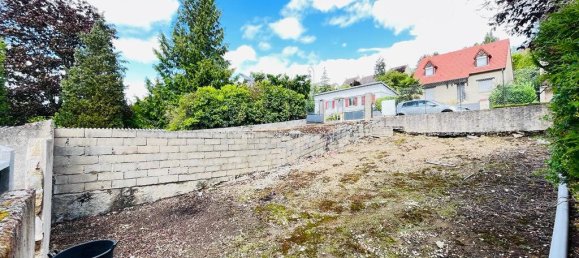  Land in Nezel, France No. 73380 3