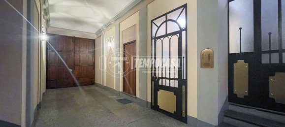4 rooms Duplex in Turin, Italy No. 176463 3