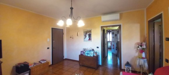 4غرفة شقة في Castiglione delle Stiviere, Italy رقم 187879 5