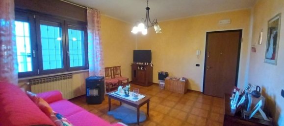 4غرفة شقة في Castiglione delle Stiviere, Italy رقم 187879 2