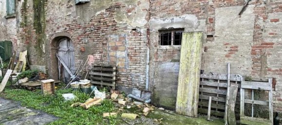 4غرفة منزل في Colorno, Italy رقم 237726 40