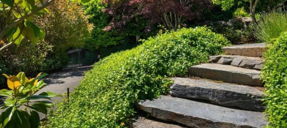 5 bedrooms House in British Columbia, Canada No. 1136 11