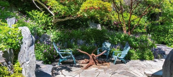 5 bedrooms House in British Columbia, Canada No. 1136 9