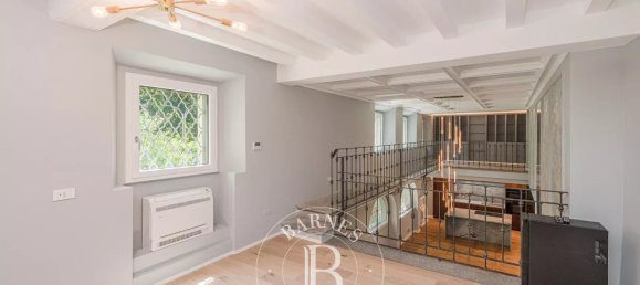 4 bedrooms Apartment in Milan, Italy No. 314391 13