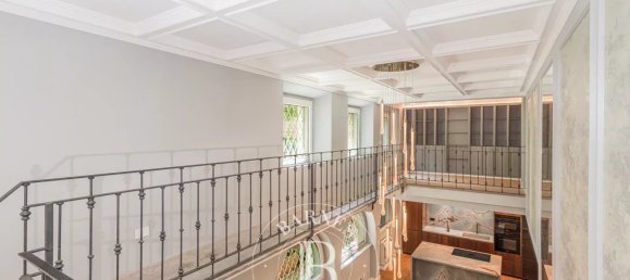 4 bedrooms Apartment in Milan, Italy No. 314391 14