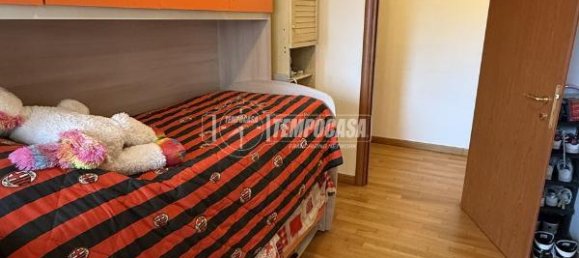 Квартира с 3 комнатами в Пескьера Борромео, Италия № 11373 12