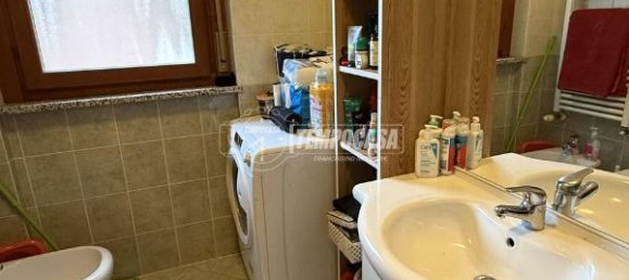 Квартира с 3 комнатами в Пескьера Борромео, Италия № 11373 10