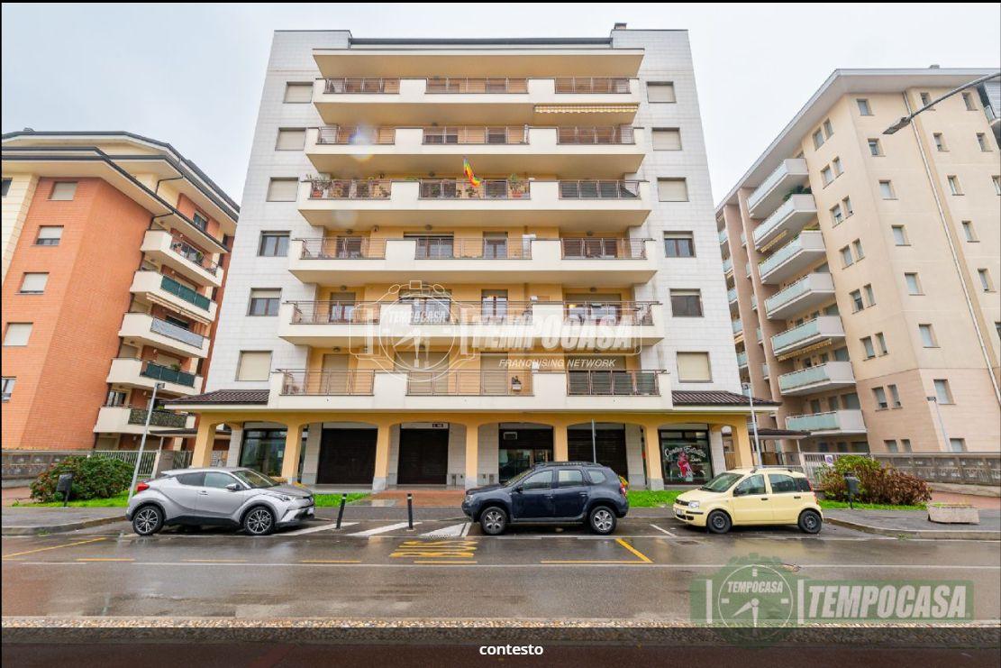 Квартира с 3 комнатами в Пескьера Борромео, Италия № 11373