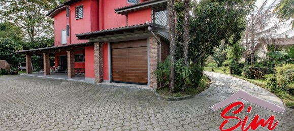 5 bedrooms Villa in Oleggio, Italy No. 116021 11