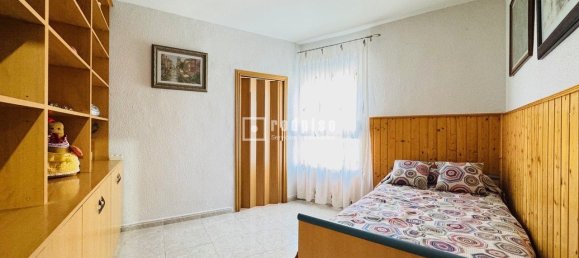 3 bedrooms Apartment in Fuenlabrada, Spain No. 136985 5
