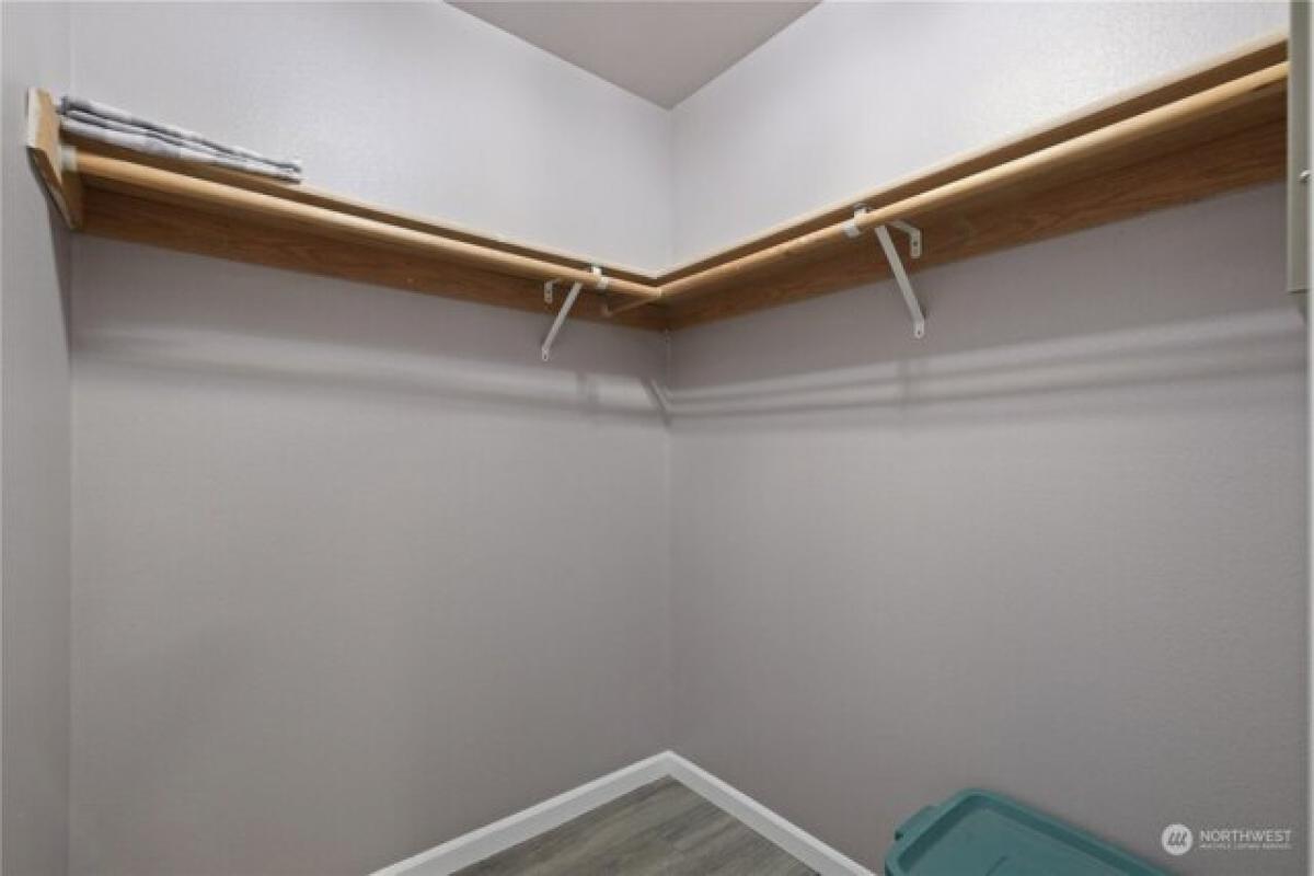 3 bedrooms House in Yelm, USA No. 374136