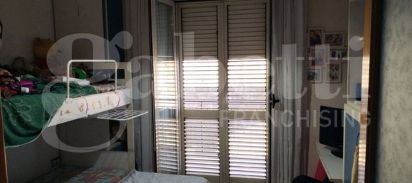 3-salle Appartement à Sant'Arpino, Italy No. 344500 5