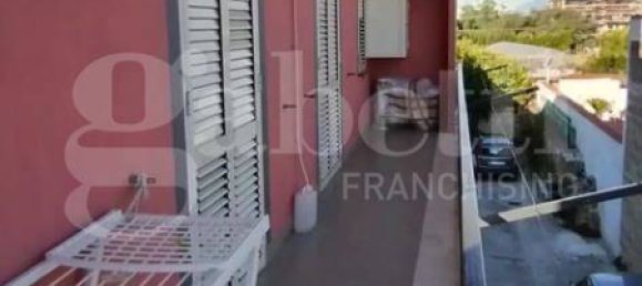 3-salle Appartement à Sant'Arpino, Italy No. 344500 10