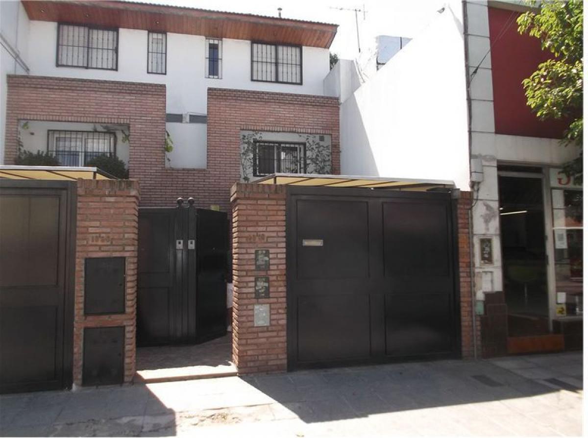 3 bedrooms House in Buenos Aires, Argentina No. 80957