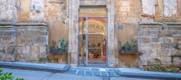 Propiedad comercial en Caltagirone, Italy 69 m² No. 231345 16