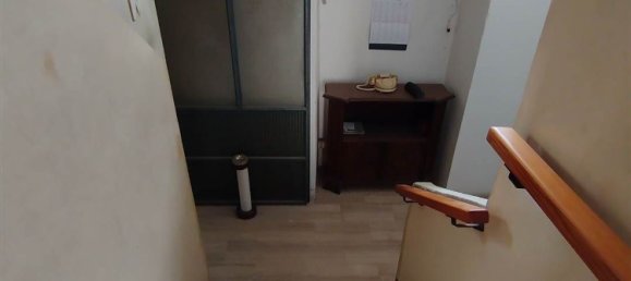 Дом с 9 комнатами в Поллутри, Италия № 225754 23