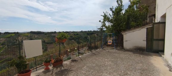 Дом с 9 комнатами в Поллутри, Италия № 225754 47