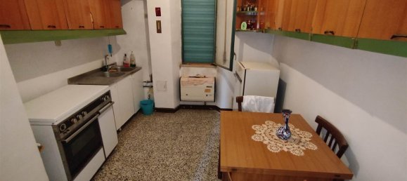 Дом с 9 комнатами в Поллутри, Италия № 225754 6