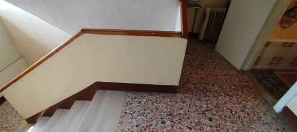 Дом с 9 комнатами в Поллутри, Италия № 225754 49