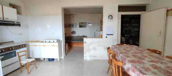 Дом с 9 комнатами в Поллутри, Италия № 225754 29