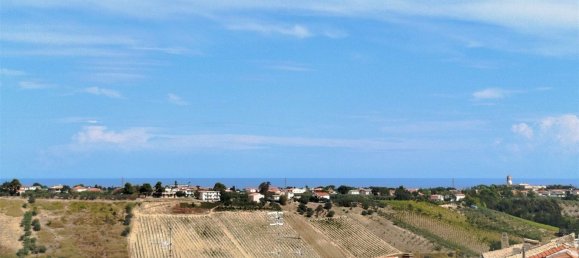 Дом с 9 комнатами в Поллутри, Италия № 225754 40