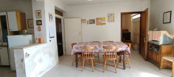 Дом с 9 комнатами в Поллутри, Италия № 225754 27