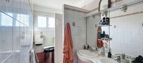 2 chambres Appartement à Roquebrune-sur-Argens, France No. 312266 9