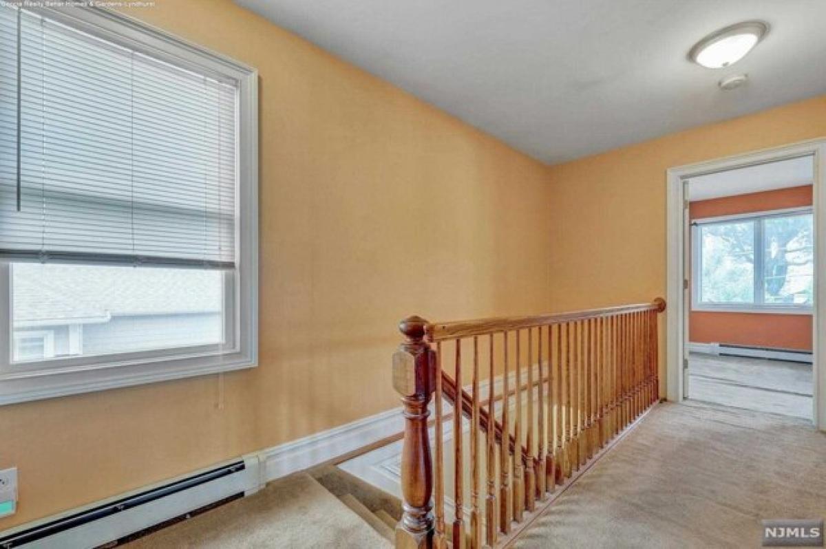 3 bedrooms House in Lyndhurst, USA No. 426495