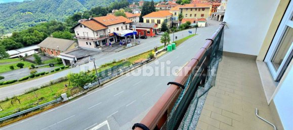 2 bedrooms Apartment in Valdilana, Italy No. 275114 11