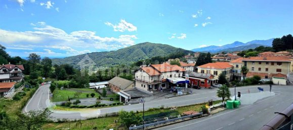 2 bedrooms Apartment in Valdilana, Italy No. 275114 12