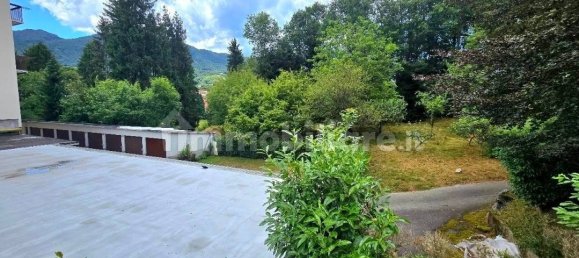 2 bedrooms Apartment in Valdilana, Italy No. 275114 9