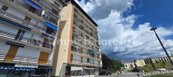 2 bedrooms Apartment in Valdilana, Italy No. 275114 2
