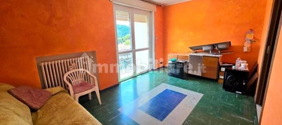 2 bedrooms Apartment in Valdilana, Italy No. 275114 4