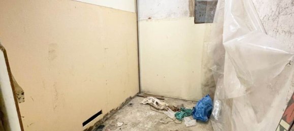 150m² Warehouse in Florence, Italy No. 264886 12