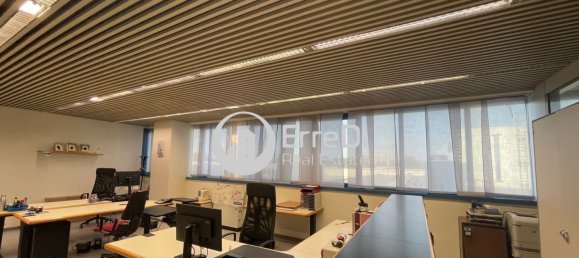 Bâtiment à Corsico, Italy 2900m² No. 75201 22