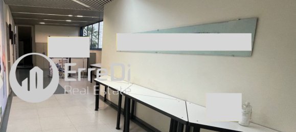 Bâtiment à Corsico, Italy 2900m² No. 75201 25