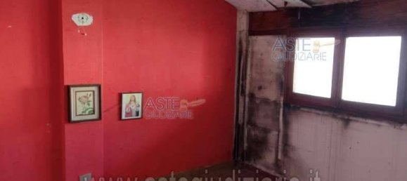 3 bedrooms Apartment in Sangiano, Italy No. 261080 11