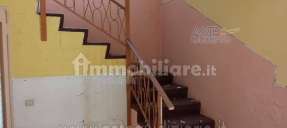 3 bedrooms Apartment in Sangiano, Italy No. 261080 10