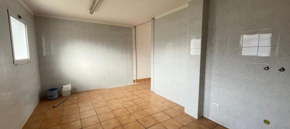 205m² Commercial property in Taglio di Po, Italy No. 57817 9