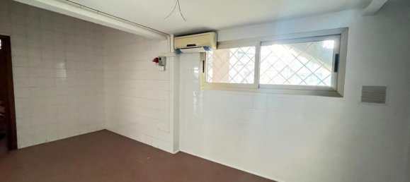 205m² Commercial property in Taglio di Po, Italy No. 57817 12