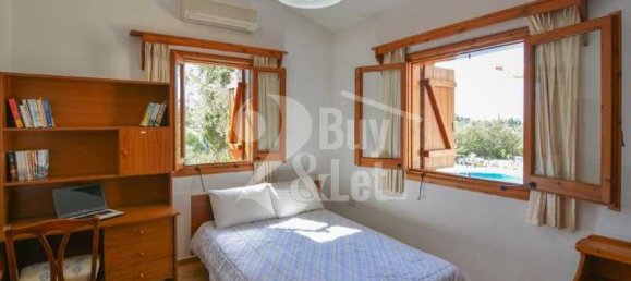 3 bedrooms Villa in Polis, Cyprus No. 20409 7