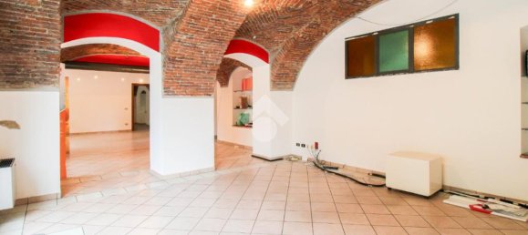 Propiedad comercial de 4 habitaciónes en Chiari, Italy No. 54742 9