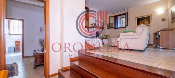 5 rooms Villa in Bergamo, Italy No. 263033 16